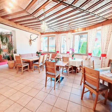 Alpenlandhof باد كلينكيرشهايم