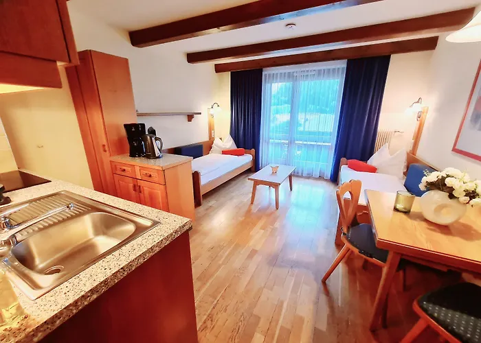 Апартаменти Alpenlandhof *